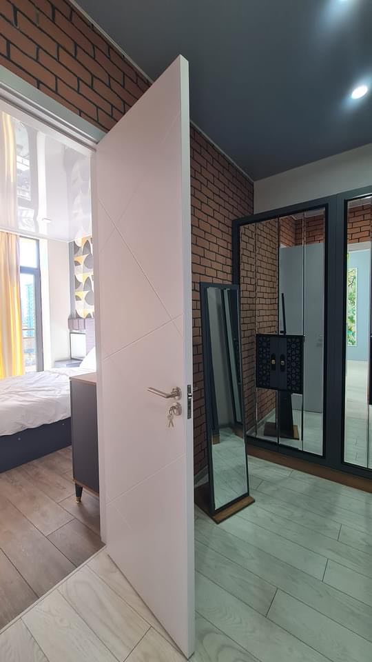 Gallery image